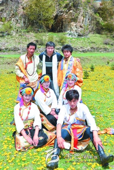 把美人裝進(jìn)心里，把美景留給眼睛