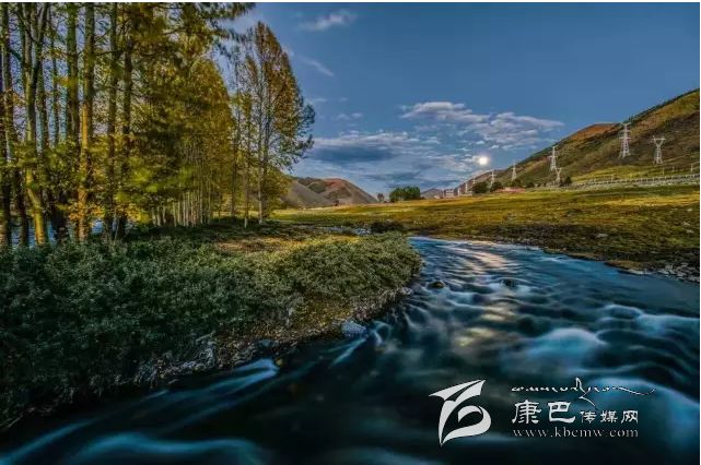 新都橋，正在打開最美時光,我在這里等你......