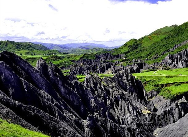 墨石？甘孜還藏著這樣的地質(zhì)公園