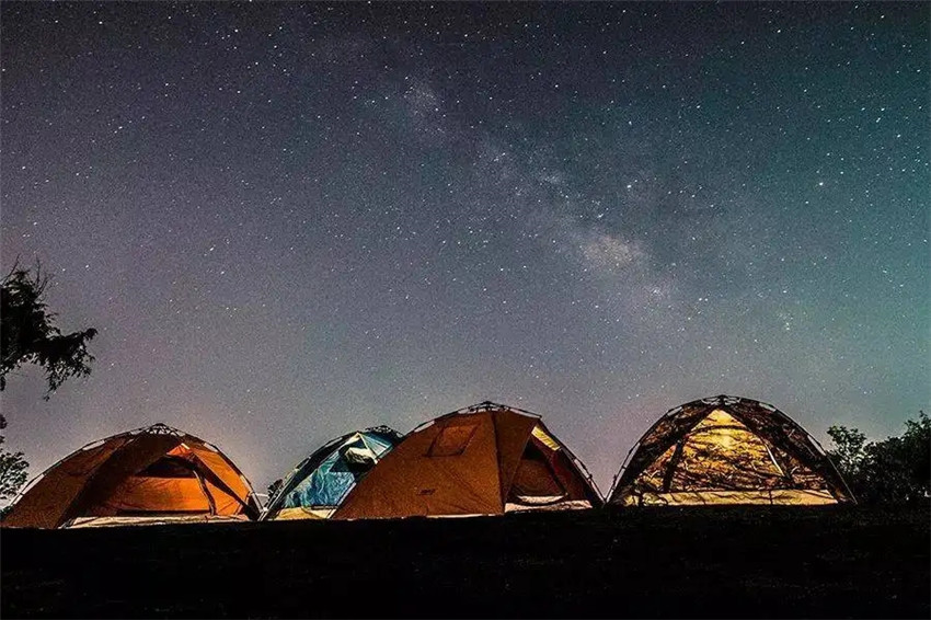 露營(yíng)經(jīng)濟(jì)1.webp.jpg 露營(yíng)經(jīng)濟(jì)1.webp.jpg