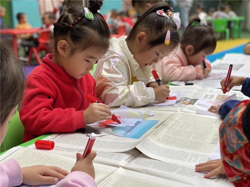 孩子們在.jpg 孩子們在.jpg