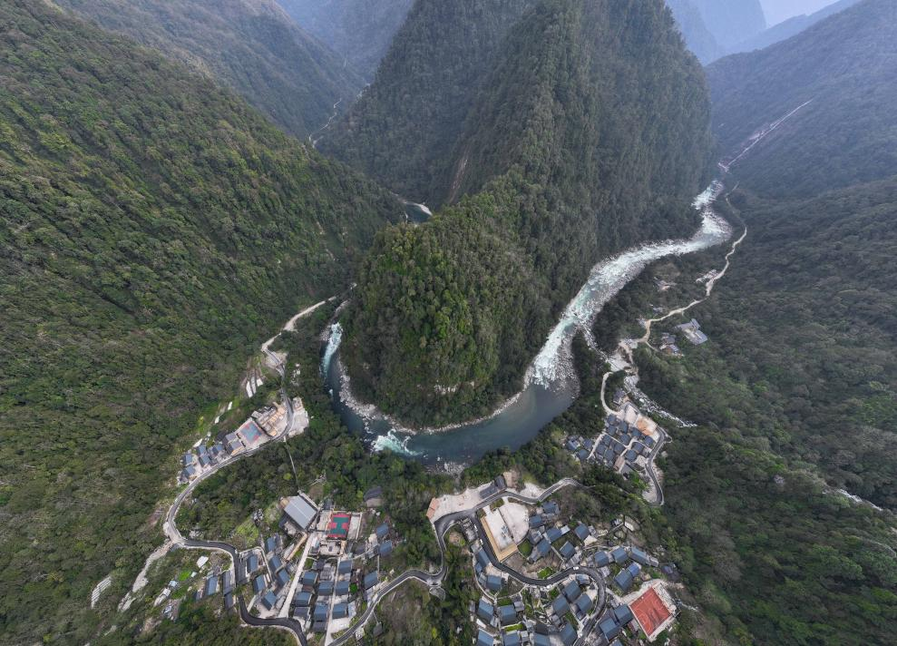 2023年3月10日，獨(dú)龍江航拍。